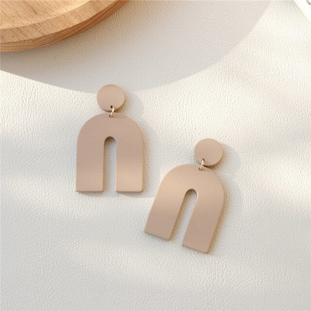 Natural Tan Arch Pendant Earring